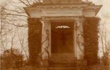 ancestral grave in the park of the estate around 1920